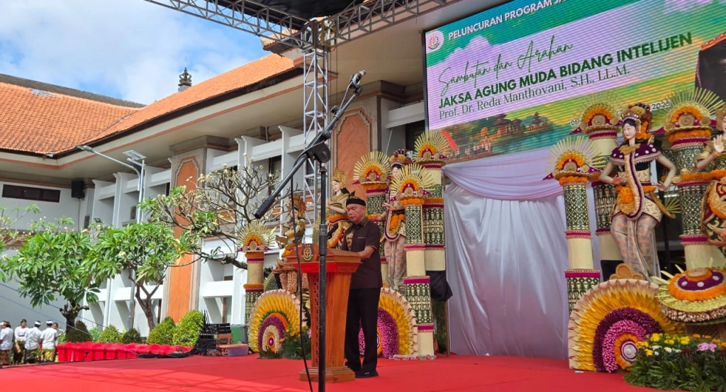 Jaga Desa oleh Jamintel Reda Manthovani 