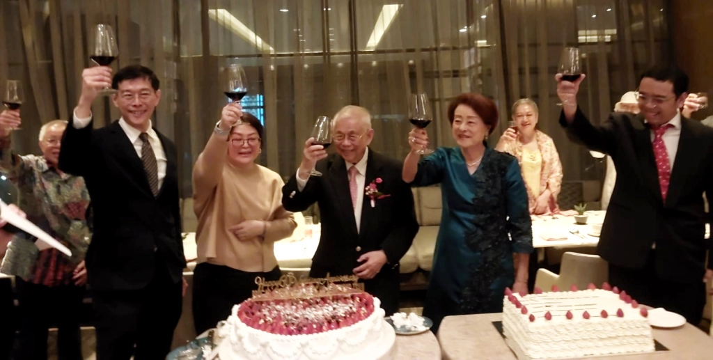 Sofjan Wanandi dan Prof Satyanegara 