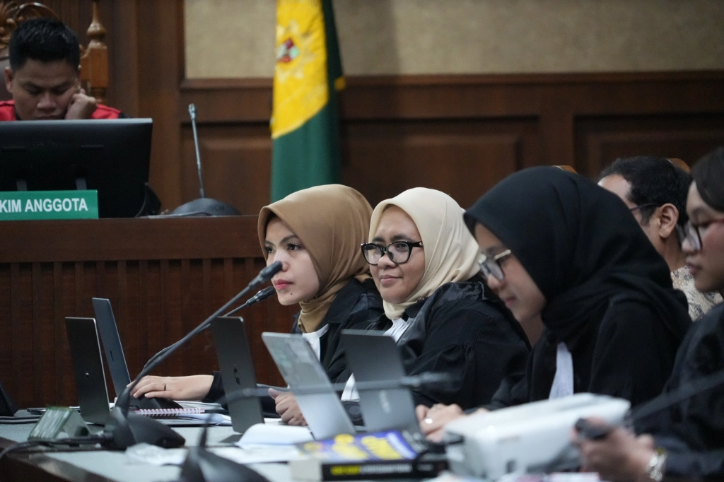 Sidang Chromebook Nadiem Hadirkan Ahli dan Saksi meringankan 
