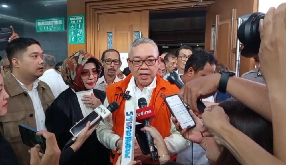 Vonis LNG Hari Karyuliarto, Waode Nurzainab