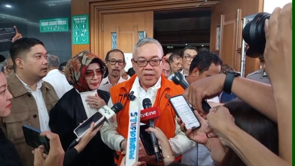 Vonis LNG Hari Karyuliarto, Waode Nurzainab