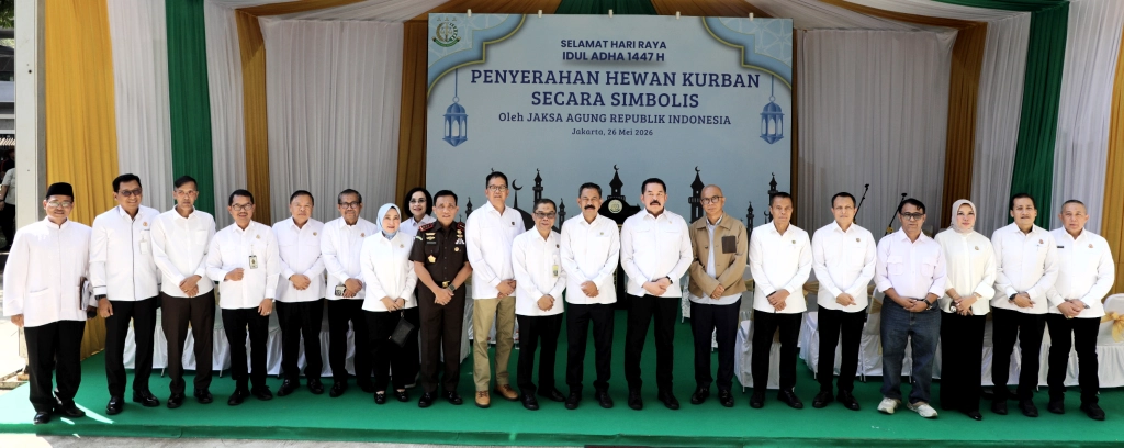 Penyerahan hewan Kurban simbolis Kejagung 