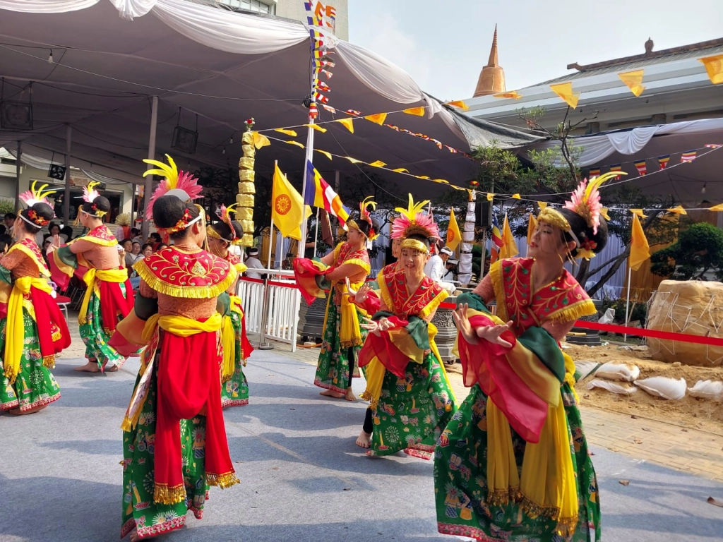 Pra upacara pengecoran ripang Buddha Nusantara